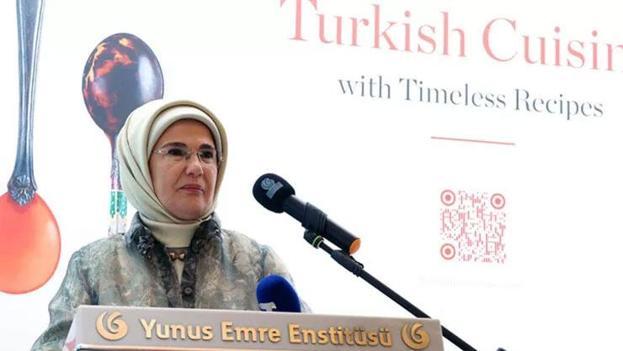 Emine Erdoğan, Asırlık Tariflerle Türk Mutfağı kitabının Sırpça tercümesi tanıtım etkinliğine katıldı