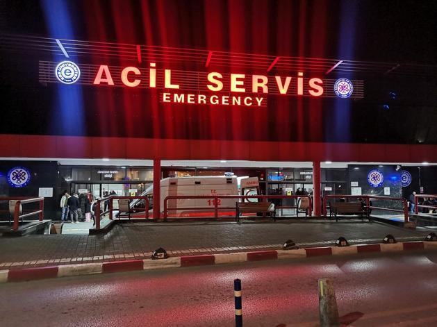 İzmirde parkta dehşet 2 yaşındaki çocuk bıçaklandı
