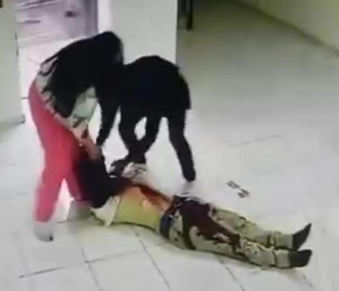 Dayısını kendisine kızdığı için katletti İşte 17 yaşındaki İlaydanın cezası