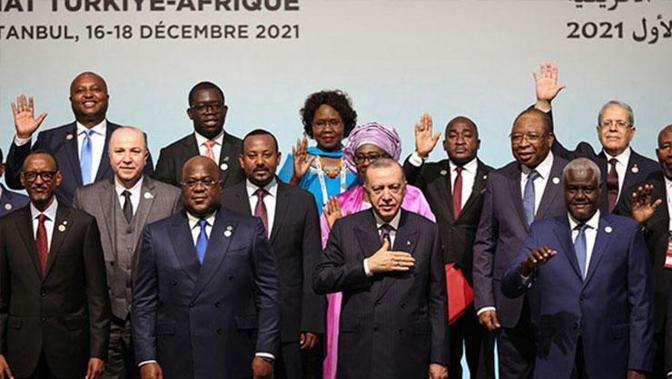 Kara Kıta Fransayı kovmakta kararlı Bir ülke daha katıldı: Türkiye Afrikadan küresel güç olarak çıkacak