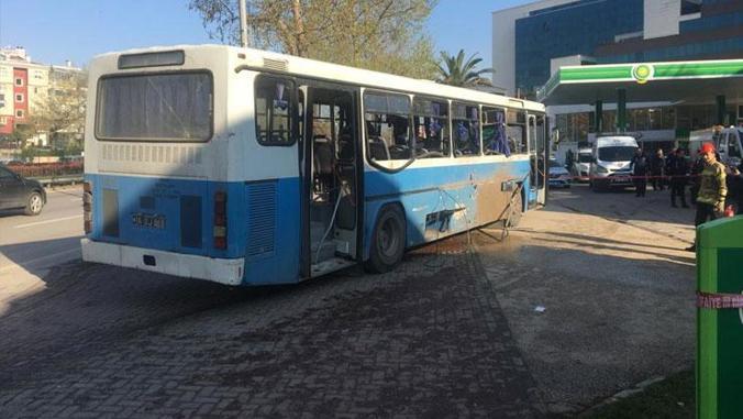 Cezaevi aracına bombalı saldırı Acı haber geldi