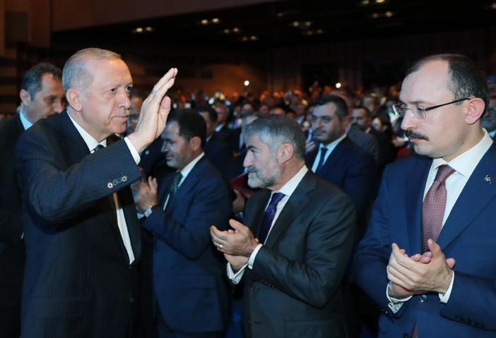 Cumhurbaşkanı Erdoğandan HDPli vekilin polise yumruk atmasına sert tepki: Kanı bozukluk