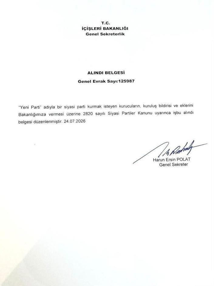 Özgür Özel, oy birliğiyle YENİ Partinin genel başkanı seçildi