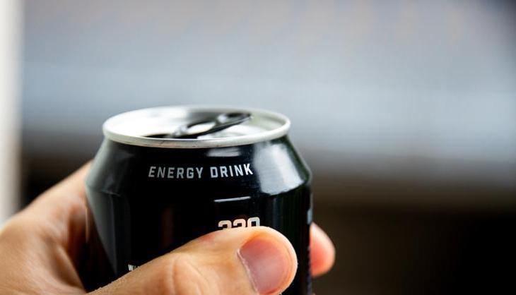 Enerji içecekleri ölüm saçıyor! Uzmanlardan gençlere kritik uyarı