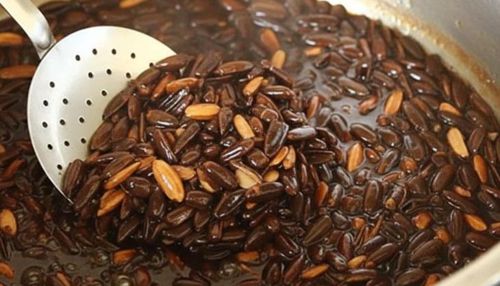 Kış pazarlarının yeni yıldızı: Kestane alamayanlar ona koşuyor! Kilosu 50 TL' den satılıyor