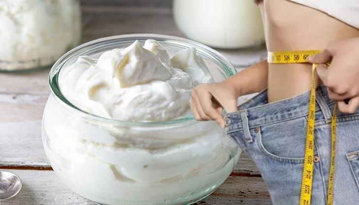 14 günde göbeği dümdüz yapıyor! Ünlü diyetisyenin özel tarifi: 4 malzemeyle hazırlanıyor