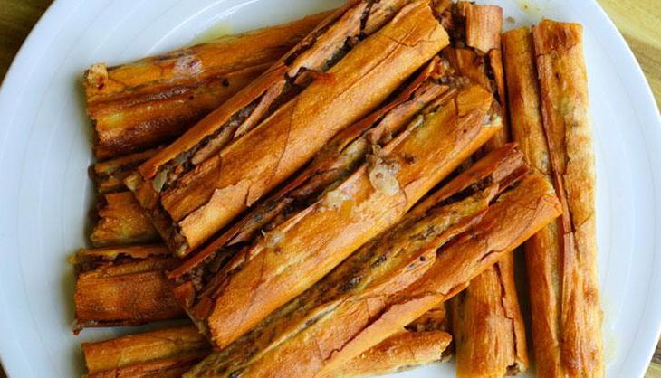 Pide değil sanki bir sanat eseri! İncecik çıtır çıtır hamuru ve iç harcıyla öne çıkıyor