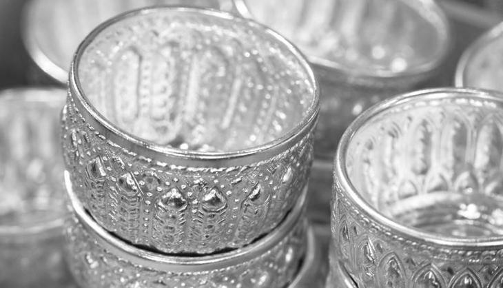 Kullanmadığınız gümüş eşyaları evde tutmayın! Paraya para demeyeceksiniz