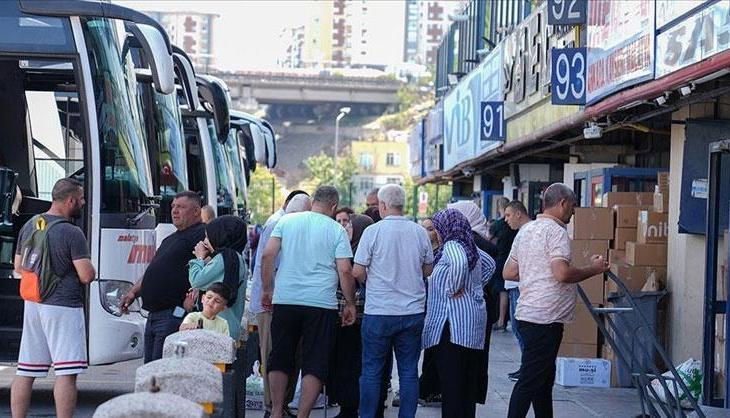 Kurban Bayramı nedeniyle otogarda hareketlilik! Ek seferler konuldu