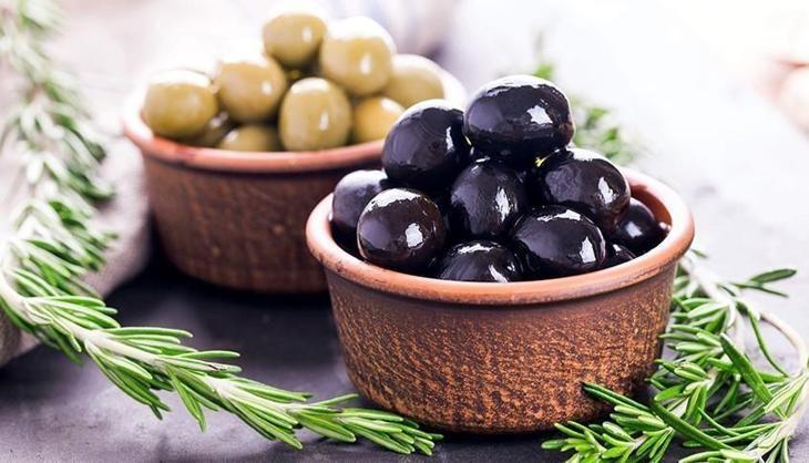 Siyah zeytin mi, yeşil zeytin mi? Hangisinin daha sağlıklı olduğu ortaya çıktı