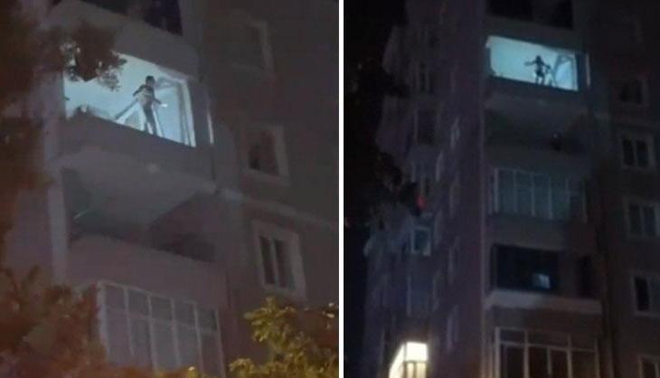 Balkonda tehlikeli dans! Yaptıklarıyla mahalleyi ayağa kaldırdı