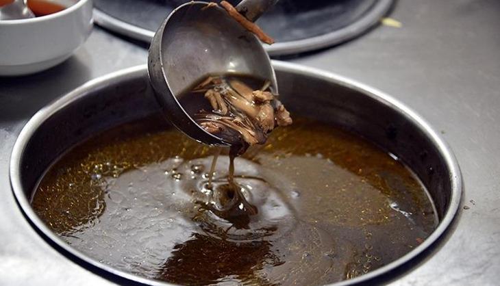 Kastamonu'nun şifa deposu 'kara' çorbası! Kaşık kaşık içince şifa dağıtıyor, vücuda C vitamini depoluyor!