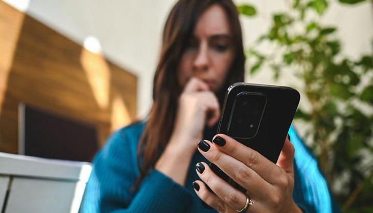 Telefon karıştırma devri tarihe karışıyor! Özel dedektif açıkladı, sizi aldatıp aldatmadığını böyle öğrenin