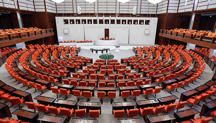 Tarih belli oldu, AK Parti TBMM'ye sunacak... Fon tasfiyesi için 10 maddelik hazırlık