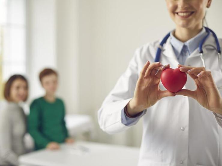 Kalpte üfürüm riski olan tüm çocuklar değerlendirilmeli