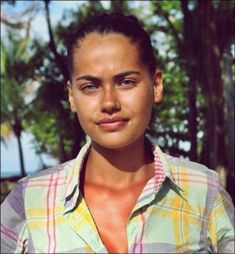 Fatmagül bikinili yakalandı - Magazin Haberleri