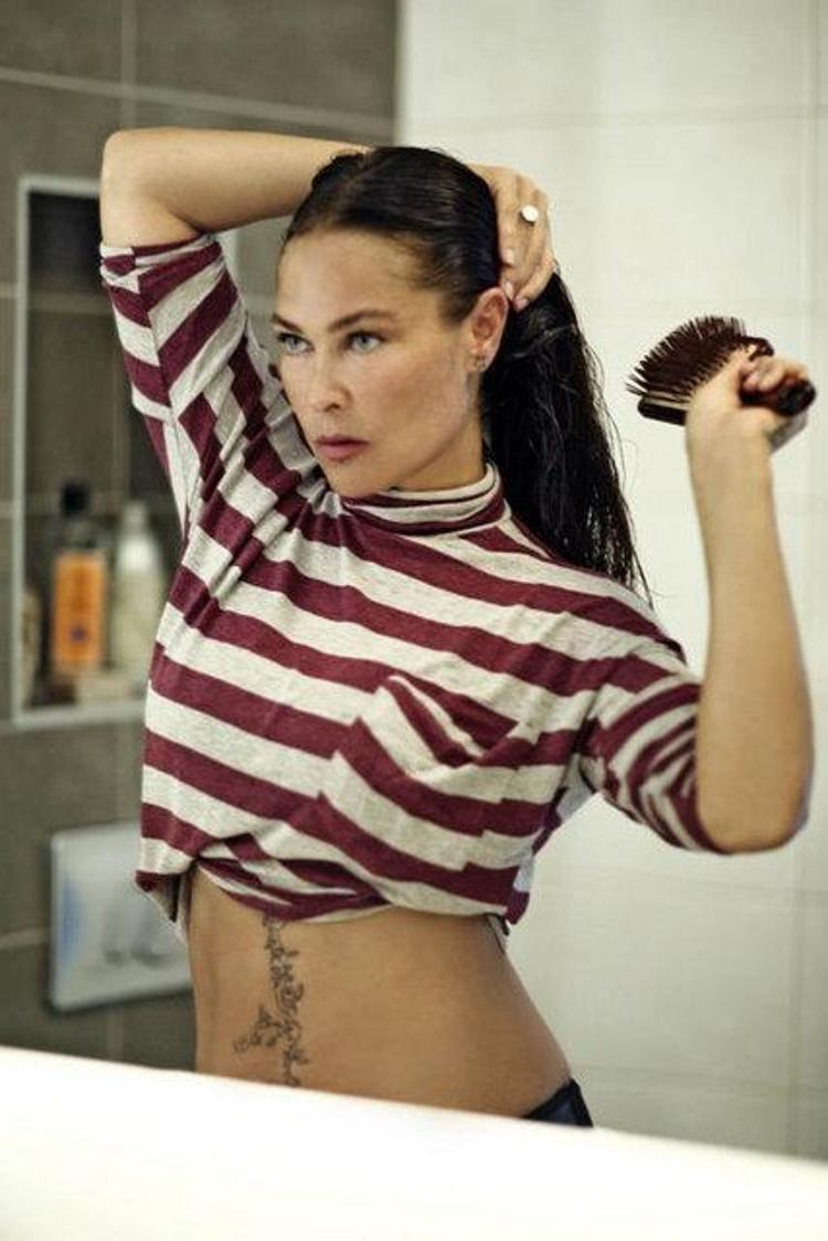 Hülyadan seksi pozlar - Magazin Haberleri