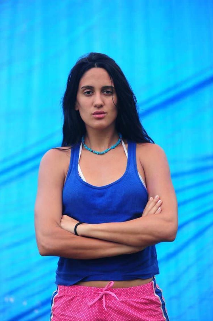 Survivorın eski yarışmacısı Sahra sosyal medyayı sallıyor