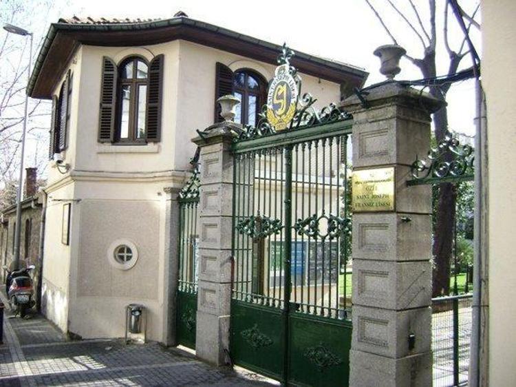Özel okullar el yakıyor! 2017 özel lise taban puanları ve yıllık ücretleri - Son Dakika Eğitim Haberleri