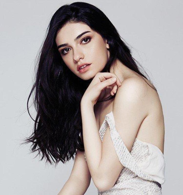 Hazar Ergüçlü Oyunculuk hızla yaşlandırıyor Son Dakika Magazin Haberleri