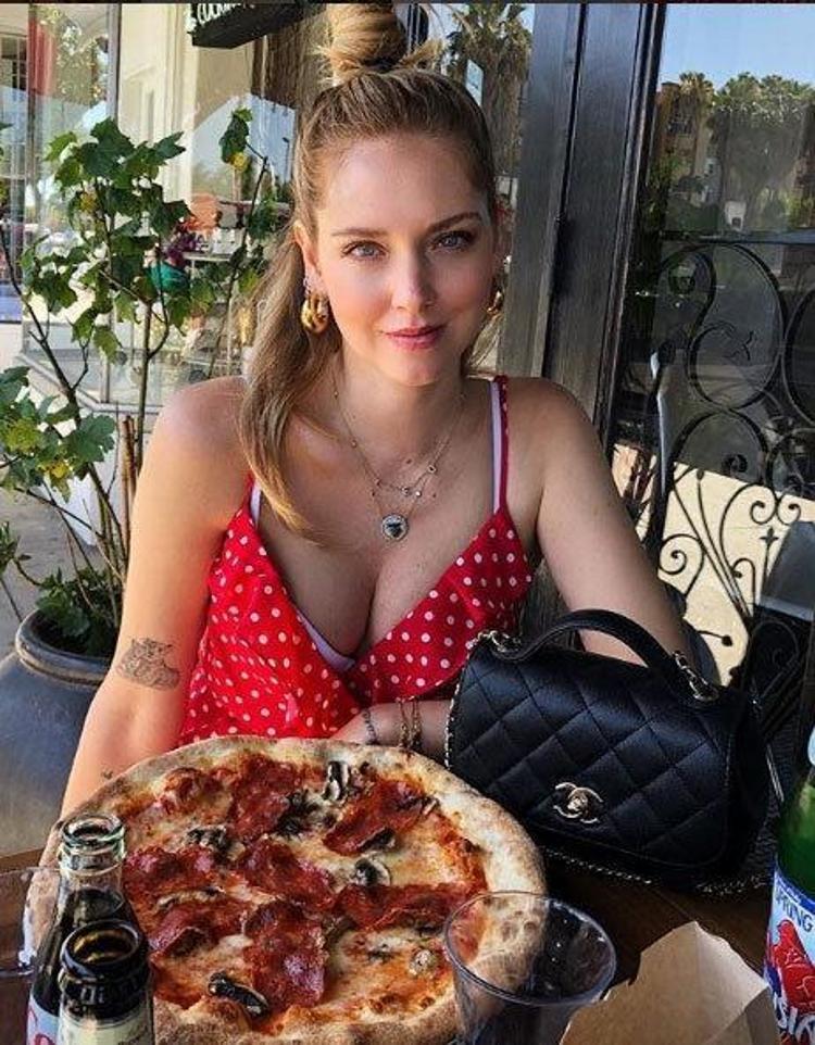 Dünyanın en çok kazanan bloggerı Chiara Ferragninin kıskandıran paylaşımları