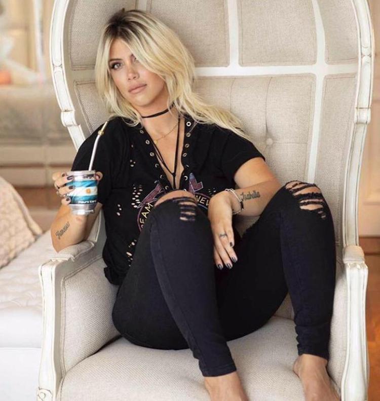 Maradona Wanda Nara ile aşk mı yaşıyor