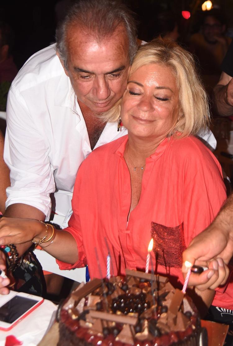 müge yazıcıoğlu na sürpriz doğum günü kutlaması son dakika magazin