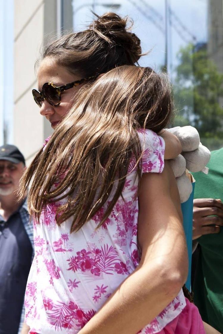 Tom Cruise yıllardır kızı Suri’yi görmüyor iddiası