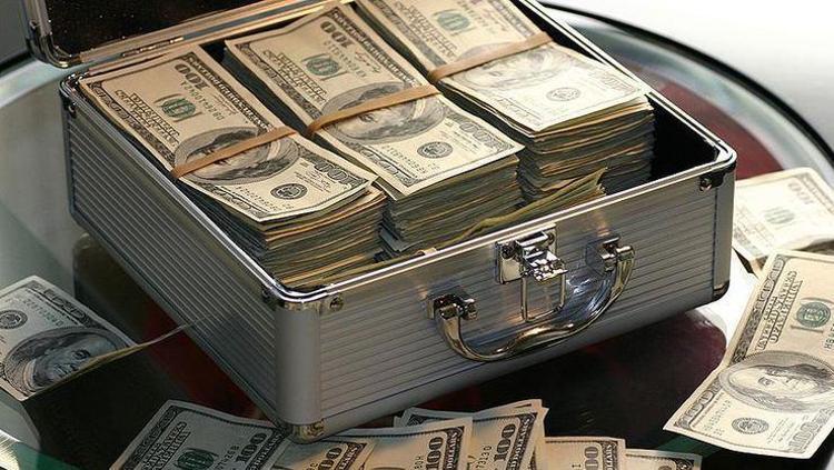 16 milyon sterlini 16 yılda yedi Şimdi böyle yaşıyor...