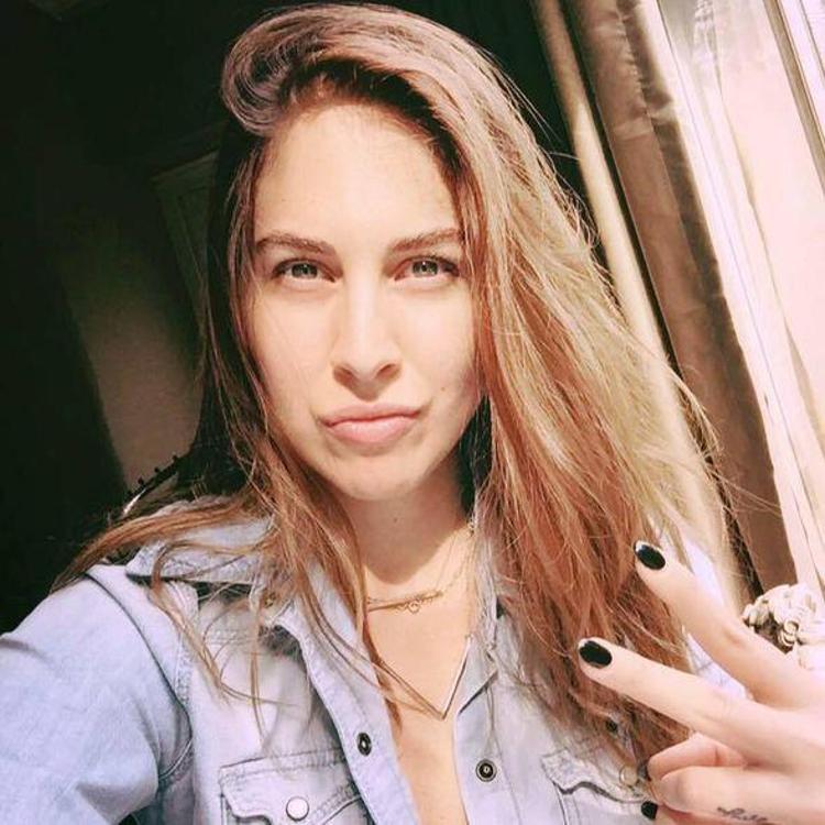 Son dakika... Sahra Işık: Ecem Karaağaçın başına gelen saflık değil salaklık