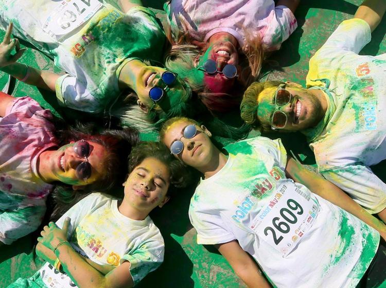 İstanbul’da renkli koşu festivali
