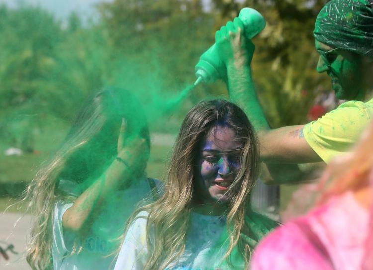 İstanbul’da renkli koşu festivali