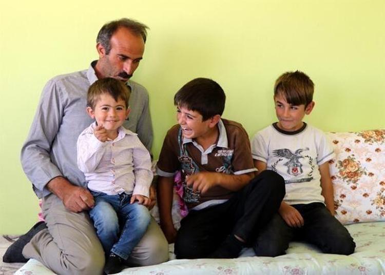 Biyonik kulaklık takılan minik Yusuf un ilk sözleri bunlar oldu