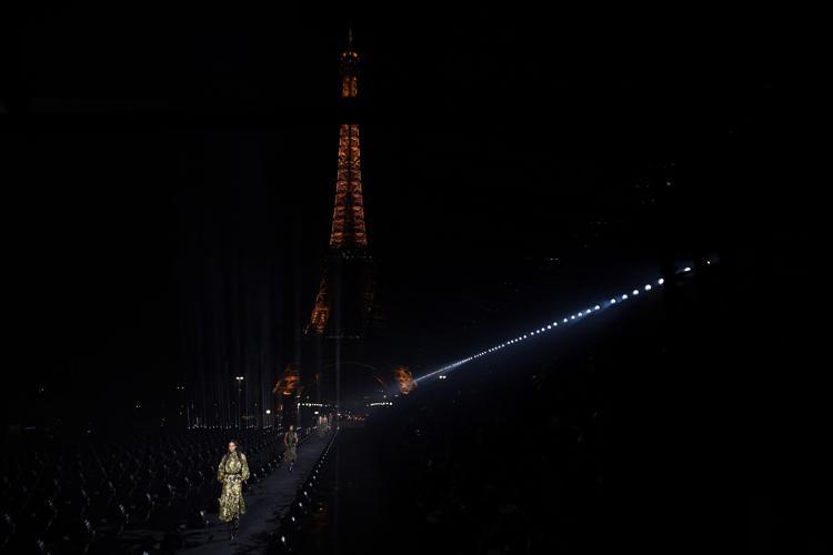 Paris Moda Haftası hızlı başladı