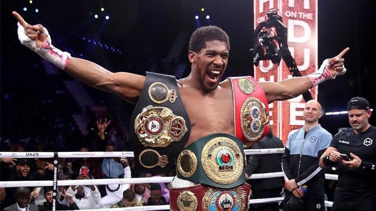 Anthony Joshua, Andy Ruizi yenerek unvanını geri kazandı