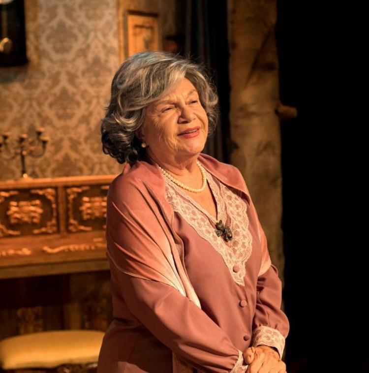 Ben arabada makyaj yapardım