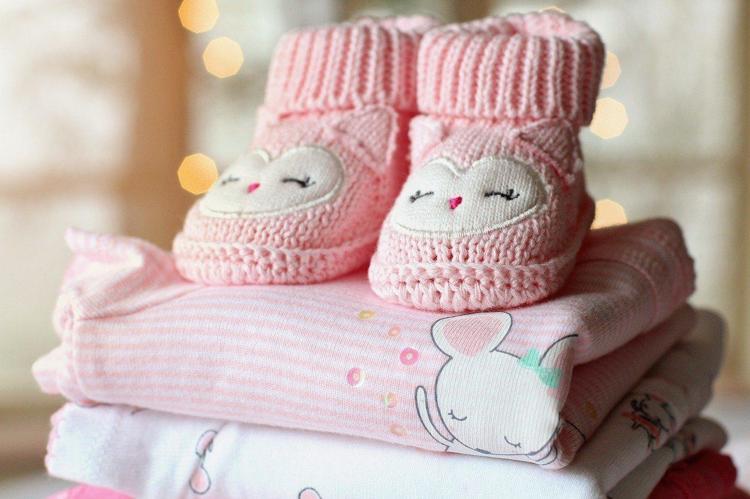 V harfi ile başlayan en güzel ve anlamlı kız bebek isimleri