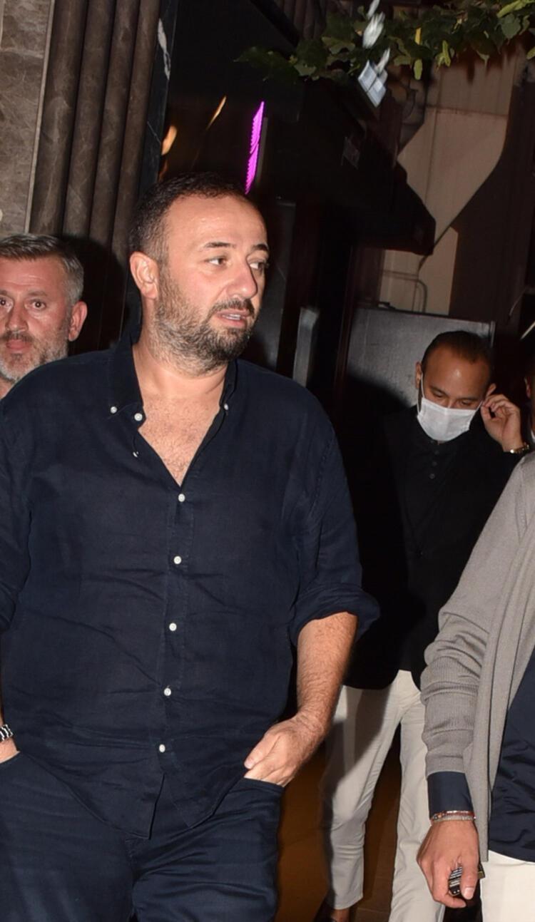 Erdinç Acar koruma ordusuyla geziyor: İş insanını dövdü iddiasına yanıt verdi