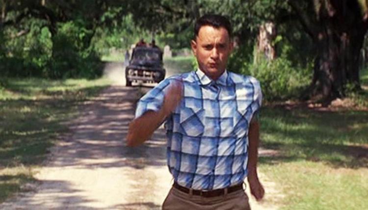 Tom Hanks, Forrest Gumptaki bazı sahneleri cebinden karşılamış