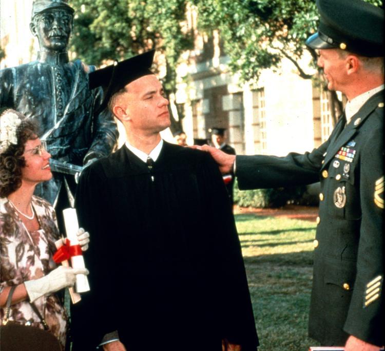 Tom Hanks, Forrest Gumptaki bazı sahneleri cebinden karşılamış
