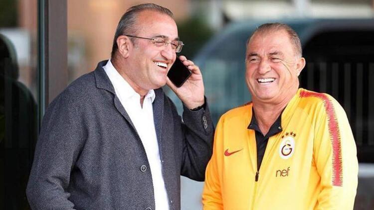 Uzlaşmayla sonuçlanan toplantıda Fatih Terim odayı terk etmiş