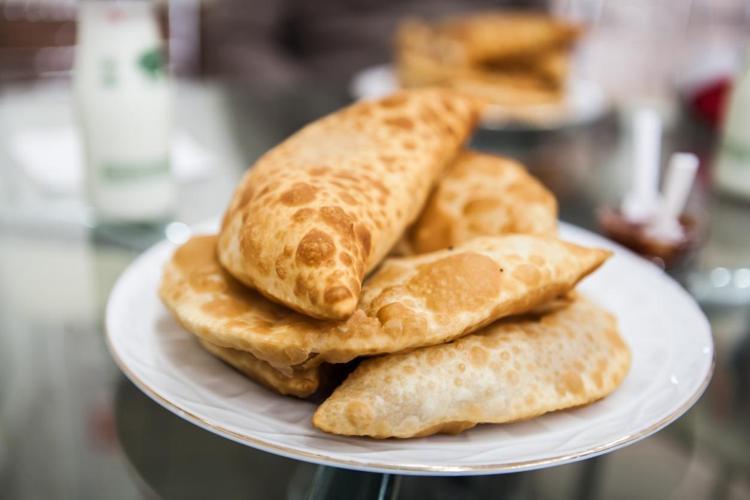 3- Çiğ Börek
