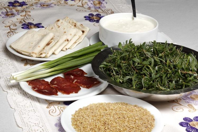 4- Madımak Yemeği