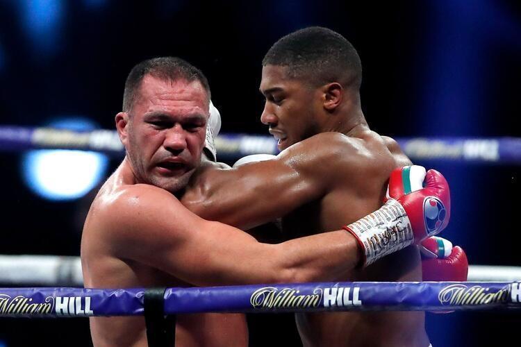 Anthony Joshua, Kubrat Pulevi nakavt ederek unvanlarını korudu