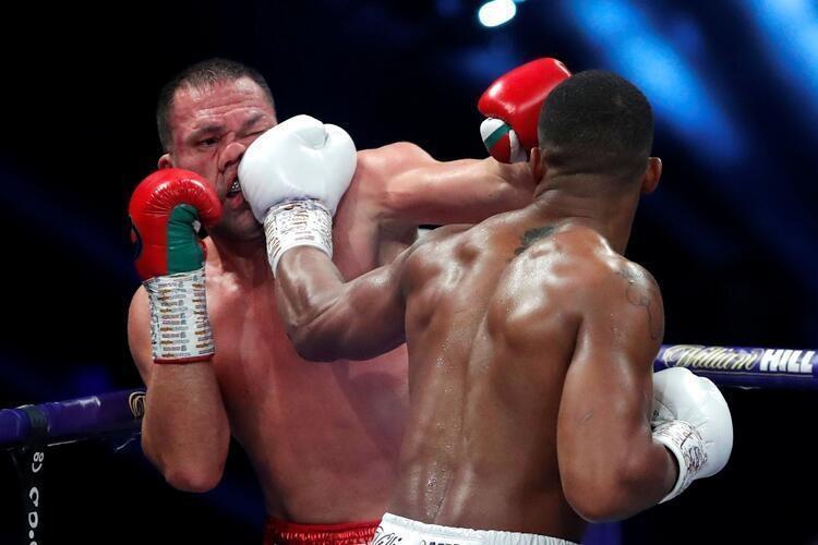 Anthony Joshua, Kubrat Pulevi nakavt ederek unvanlarını korudu