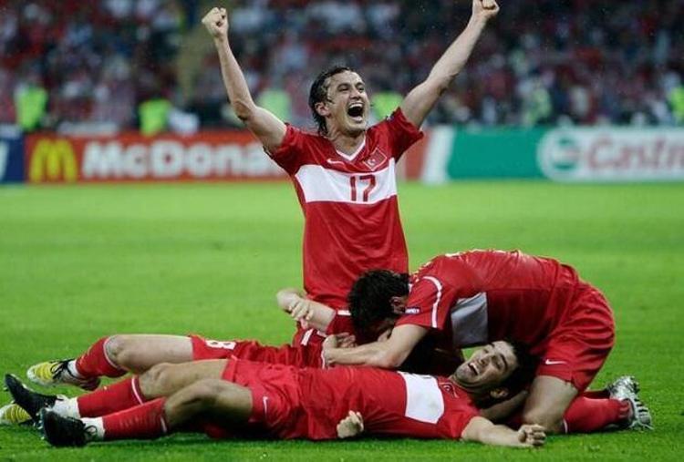 Hırvatlar EURO 2008deki efsane maçı unutamıyorlar Semih Şentürkün golü...