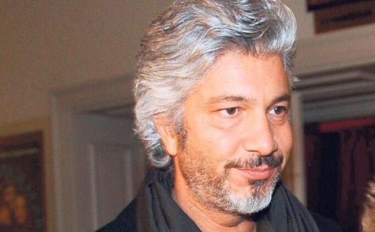 Yangında tahliye edilen Behzat Uygur otel işletmecilerine isyan etti