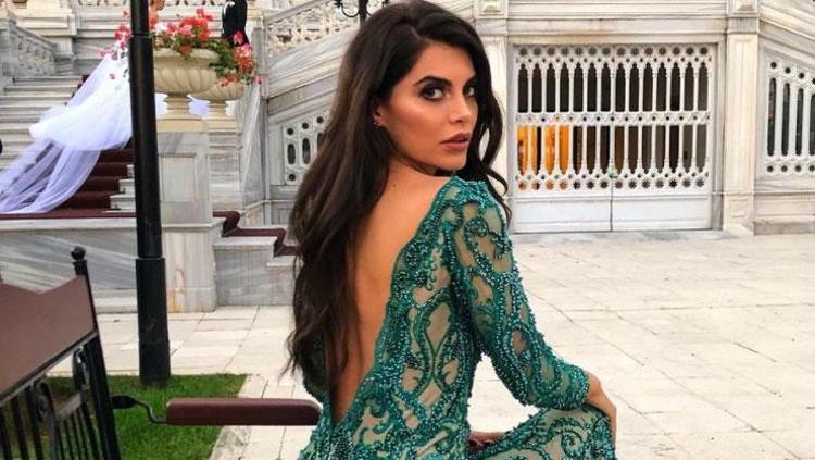 Ceren Hindistanın Maldivler pozuna övgü yağdı