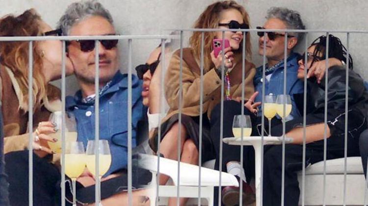 Rita Ora, Taika Waititi ve Tessa Thompson ilişkisi patronları kızdırdı