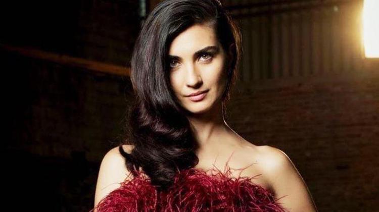 Tuba Büyüküstün, Sefirin Kızından ne kadar alacak